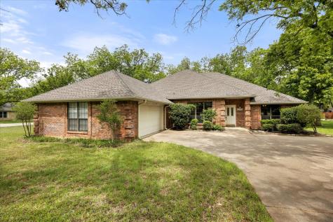 6023 Melrose Circle Granbury TX 76049