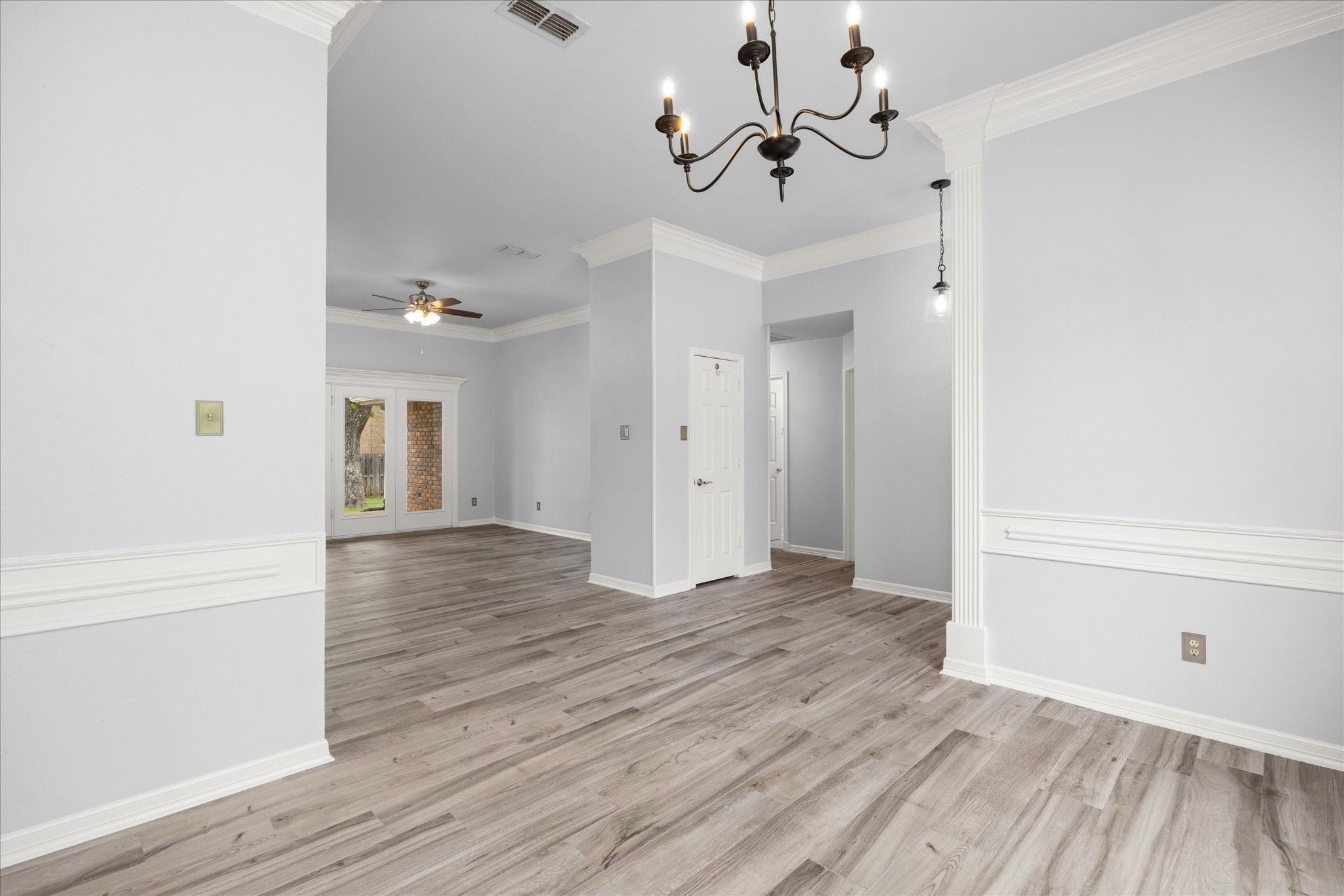 6023 Melrose Circle Granbury TX 76049