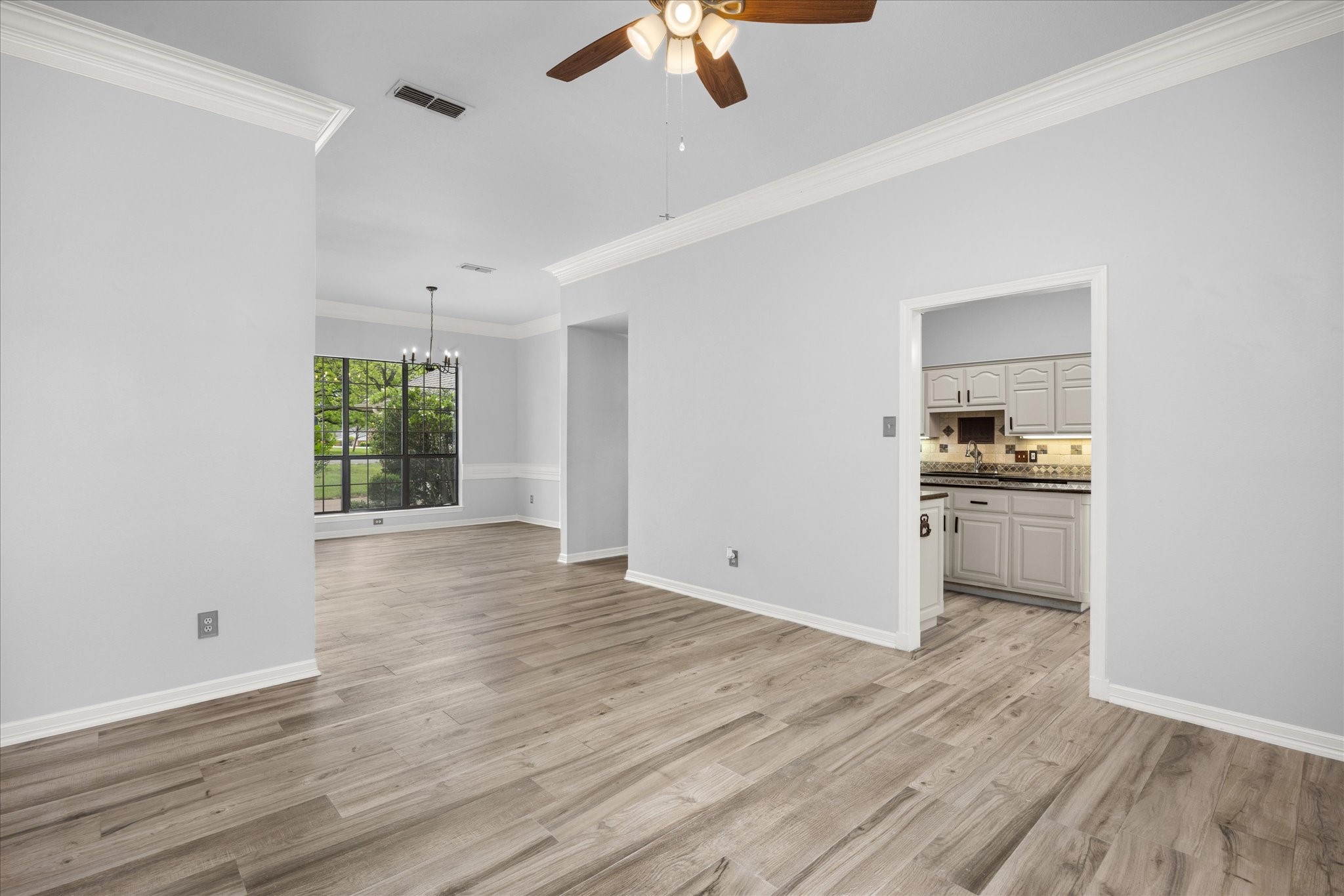 6023 Melrose Circle Granbury TX 76049