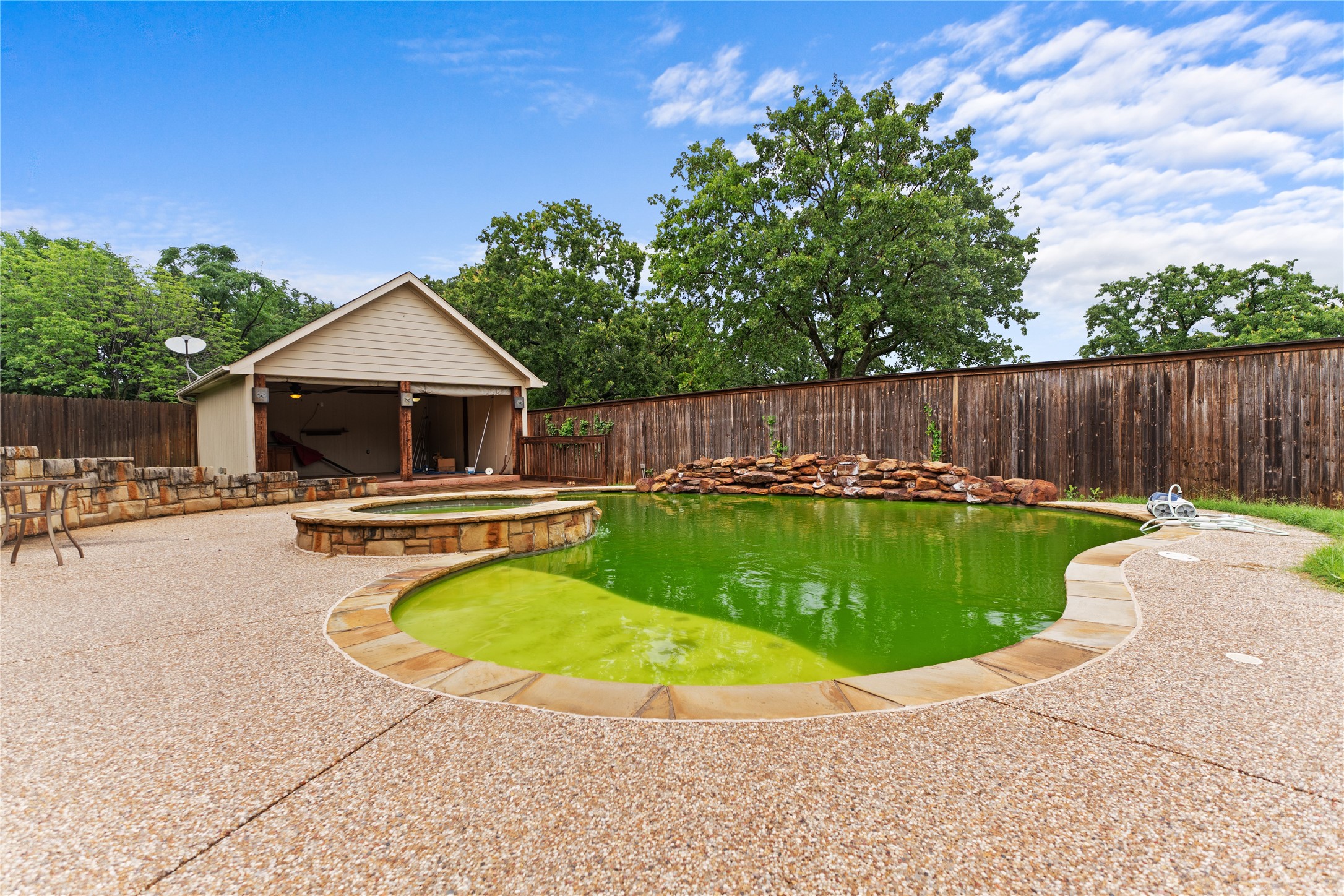 800 Whitley Court Kennedale TX 76060
