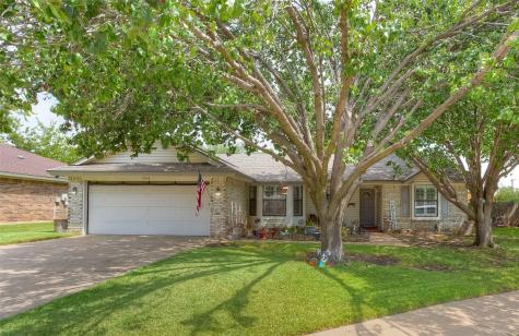 704 Short Street Saginaw TX 76179
