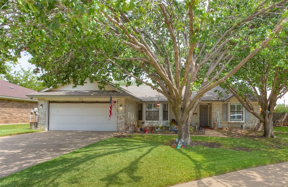 704 Short Street Saginaw TX 76179
