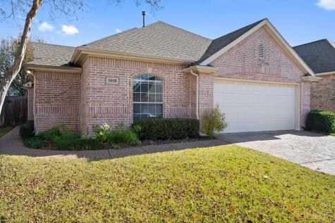 2808 Hollypoint Court Arlington TX 76015