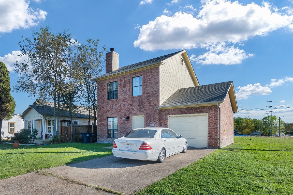 5537 Donnelly Avenue Fort Worth TX 76107