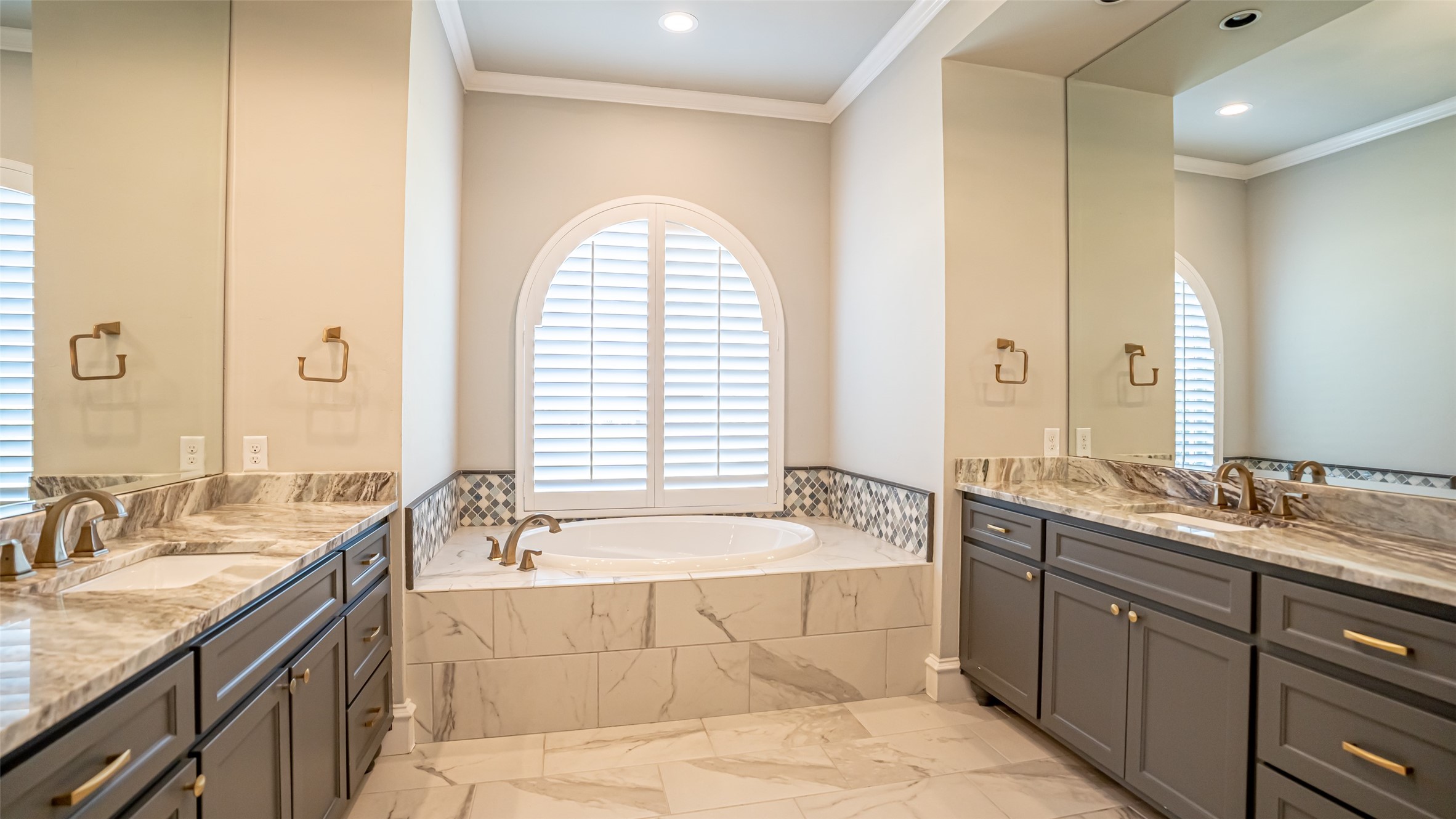 195 Angelina Drive Aledo TX 76008