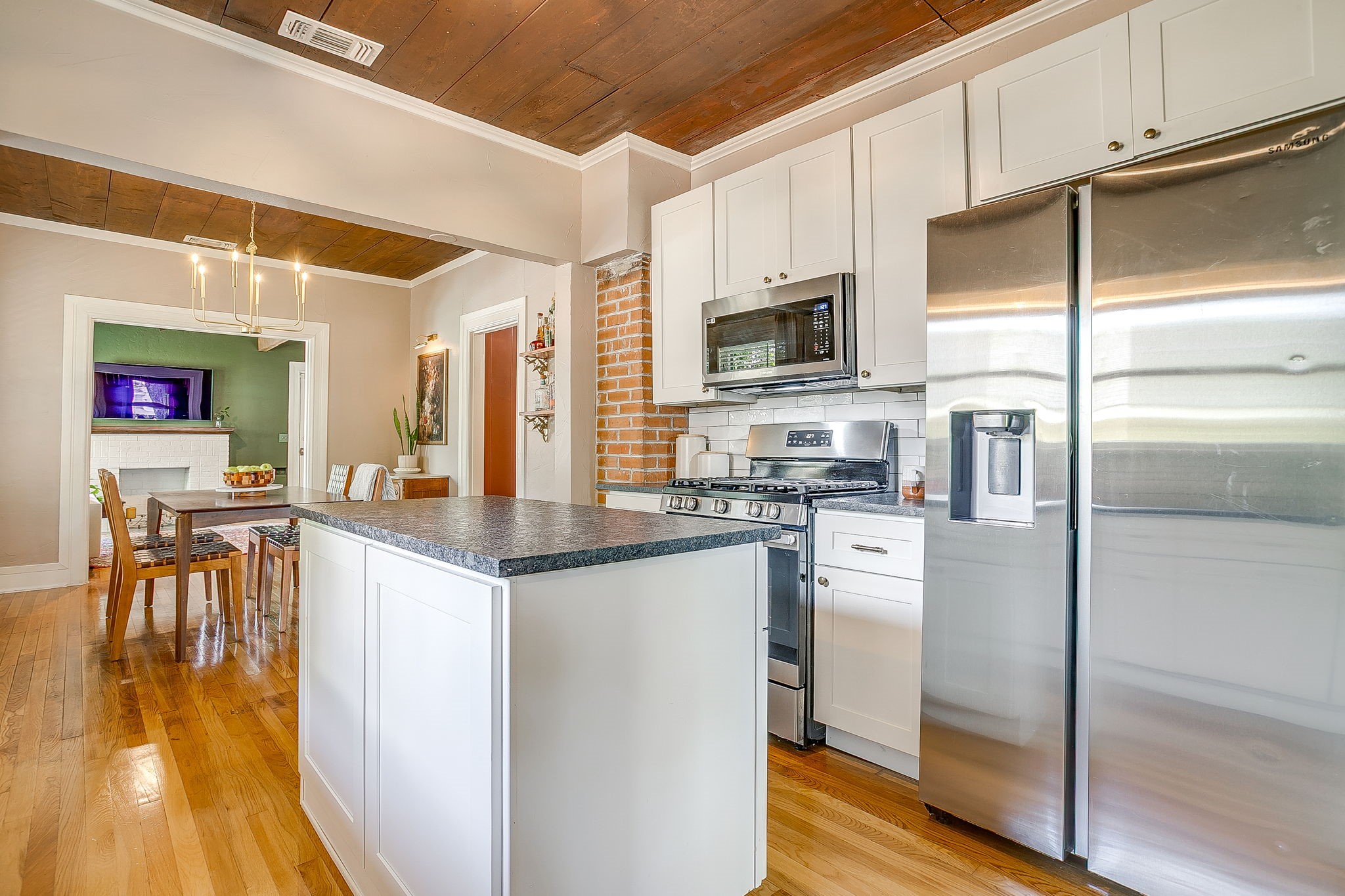 3028 James Avenue Fort Worth TX 76110
