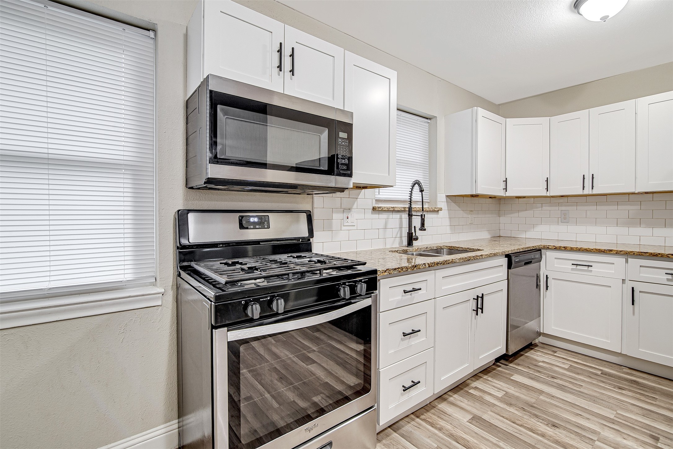 2127 E Mitchell Street Arlington TX 76010