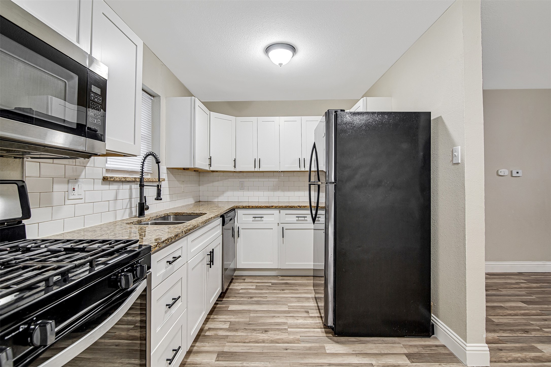 2127 E Mitchell Street Arlington TX 76010