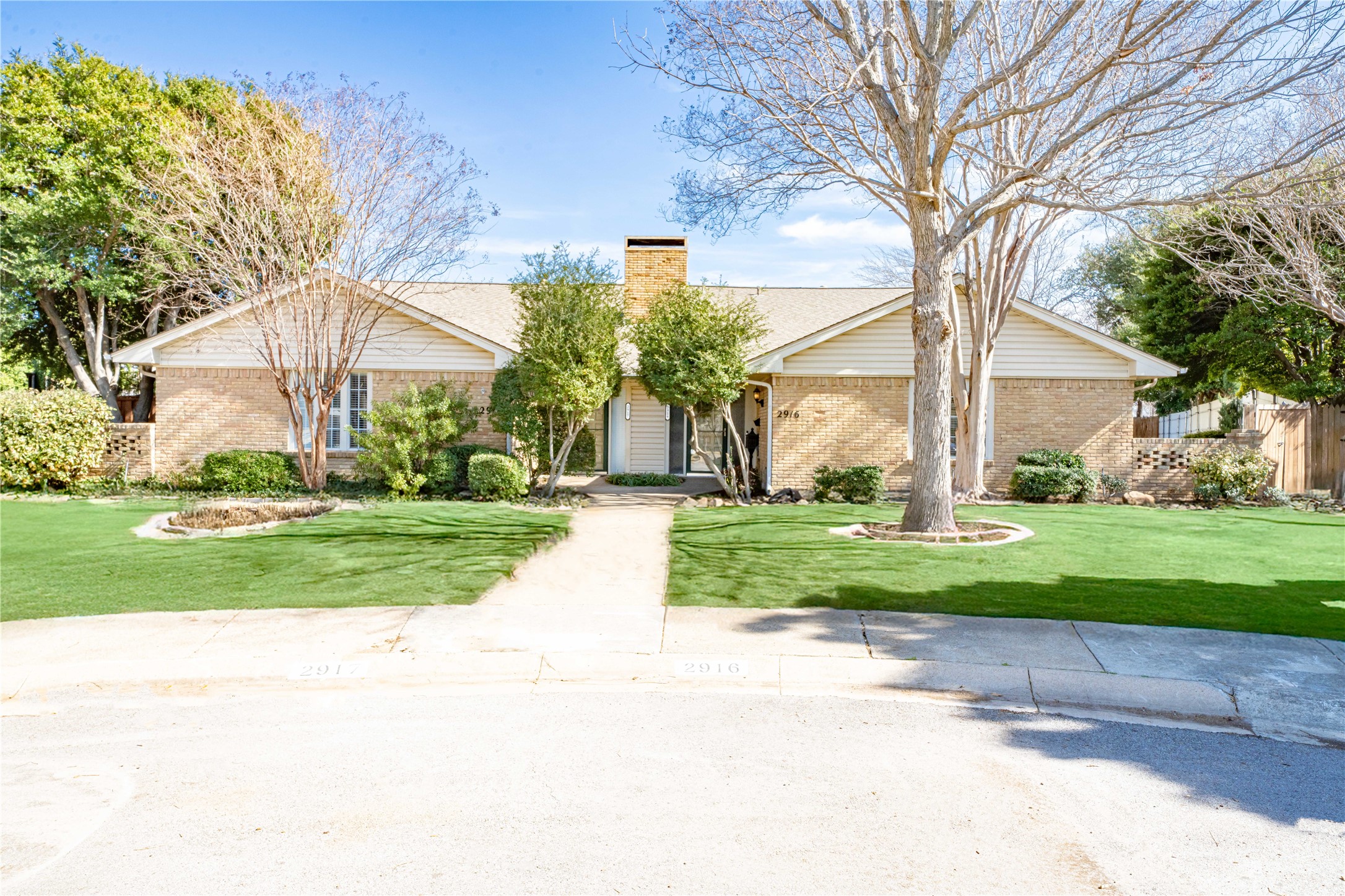 2916 Country Place Court Carrollton TX 75006