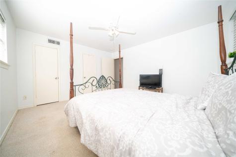 2916 Country Place Court Carrollton TX 75006