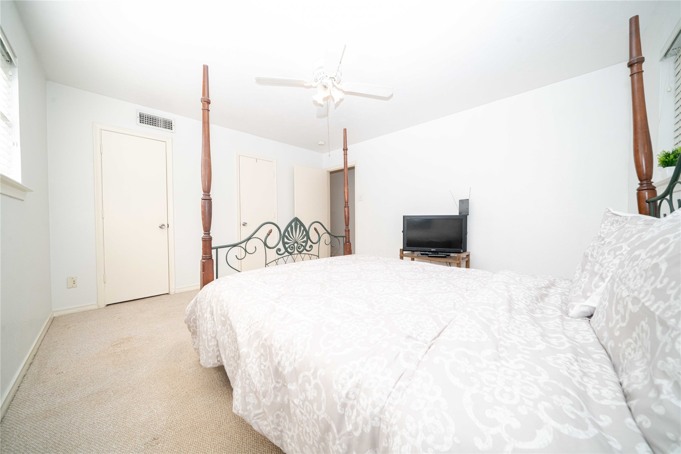 2916 Country Place Court Carrollton TX 75006