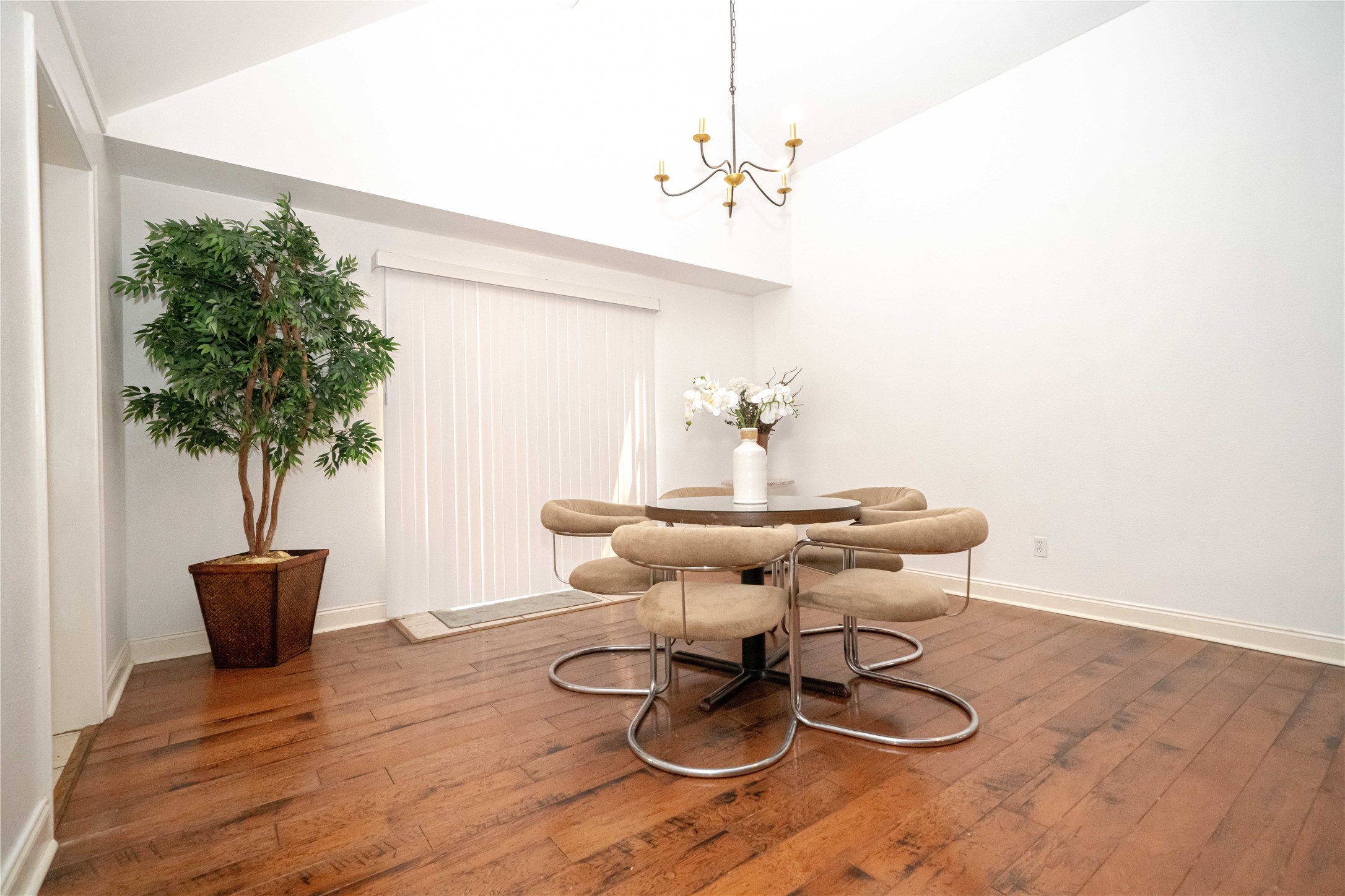 2916 Country Place Court Carrollton TX 75006