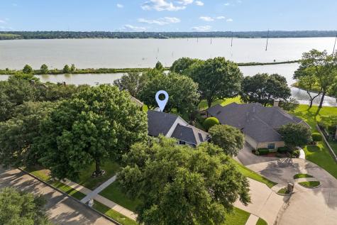 3422 Mallard Park Rowlett TX 75088