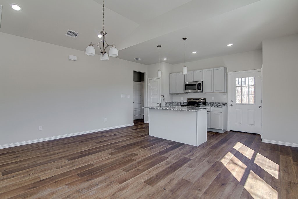 1649 E Terrell Avenue Fort Worth TX 76104