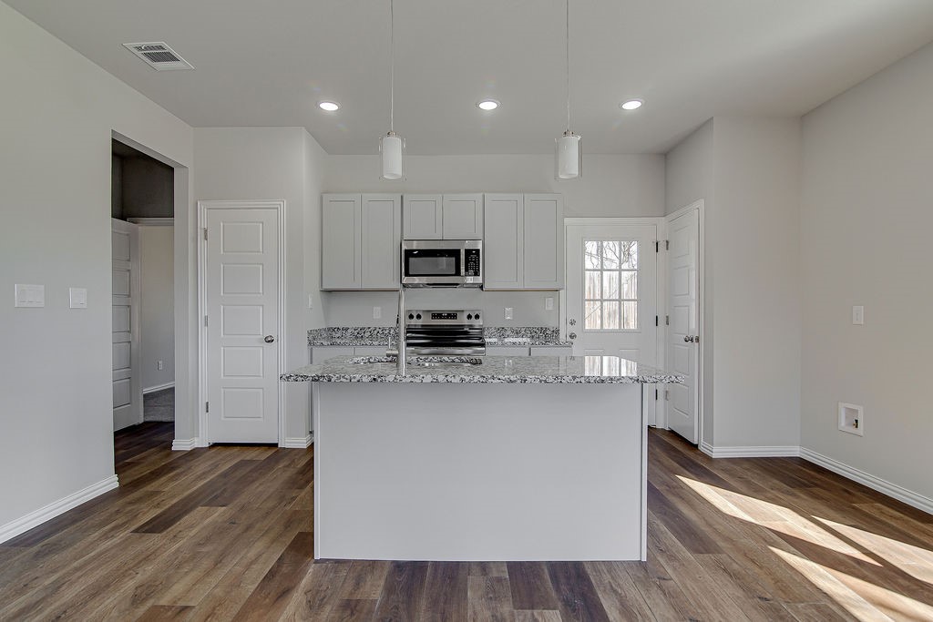 1649 E Terrell Avenue Fort Worth TX 76104