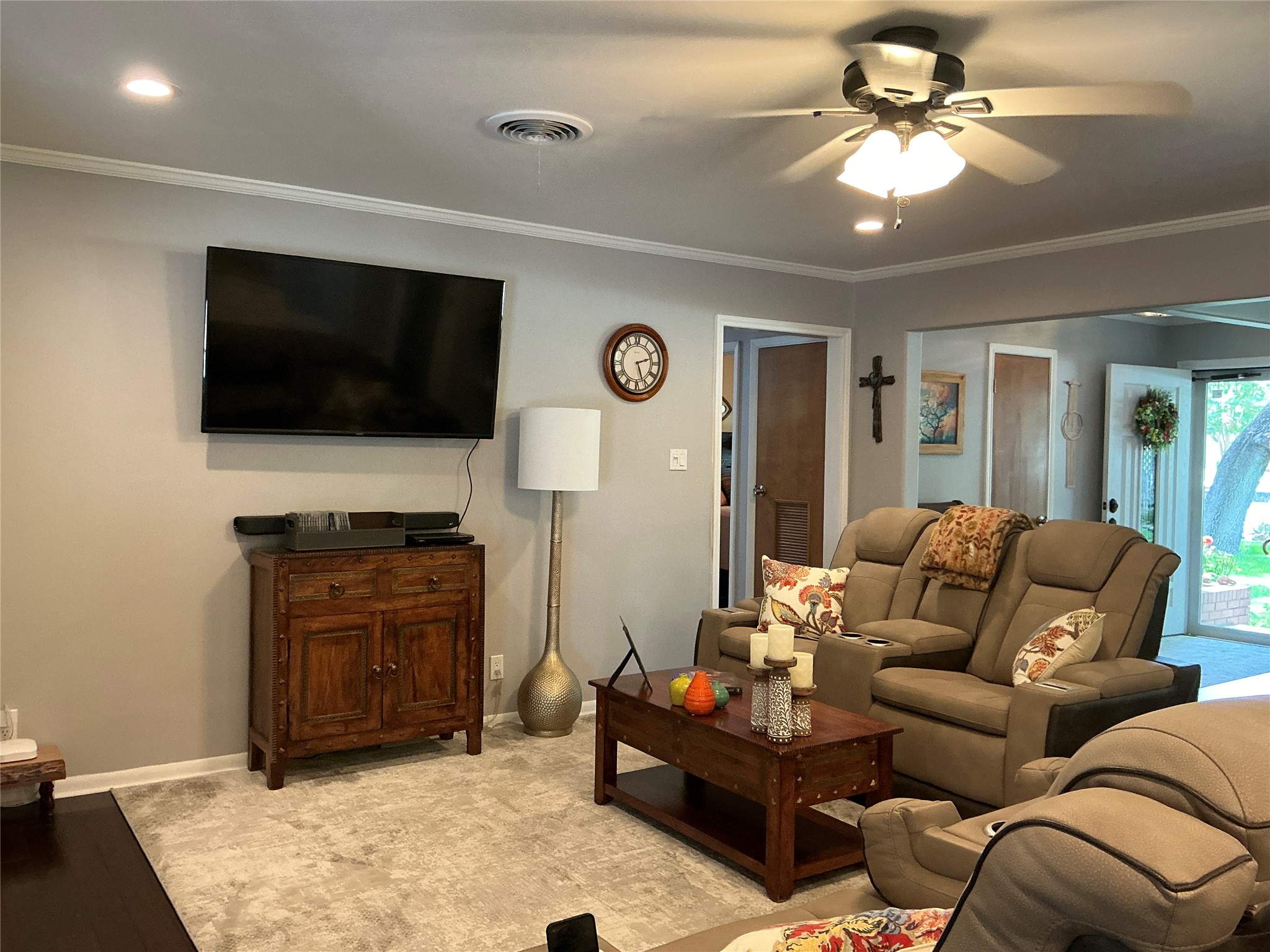 900 N Elm Street Comanche TX 76442