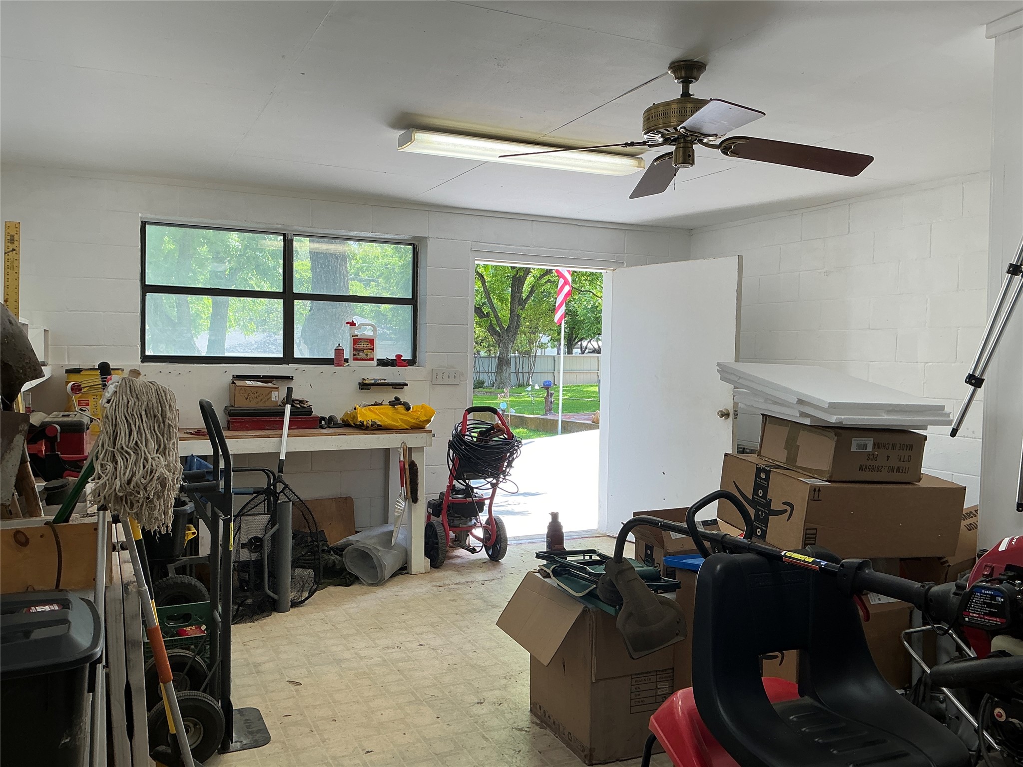 900 N Elm Street Comanche TX 76442