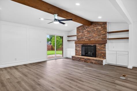 905 Bromwich Street Garland TX 75040