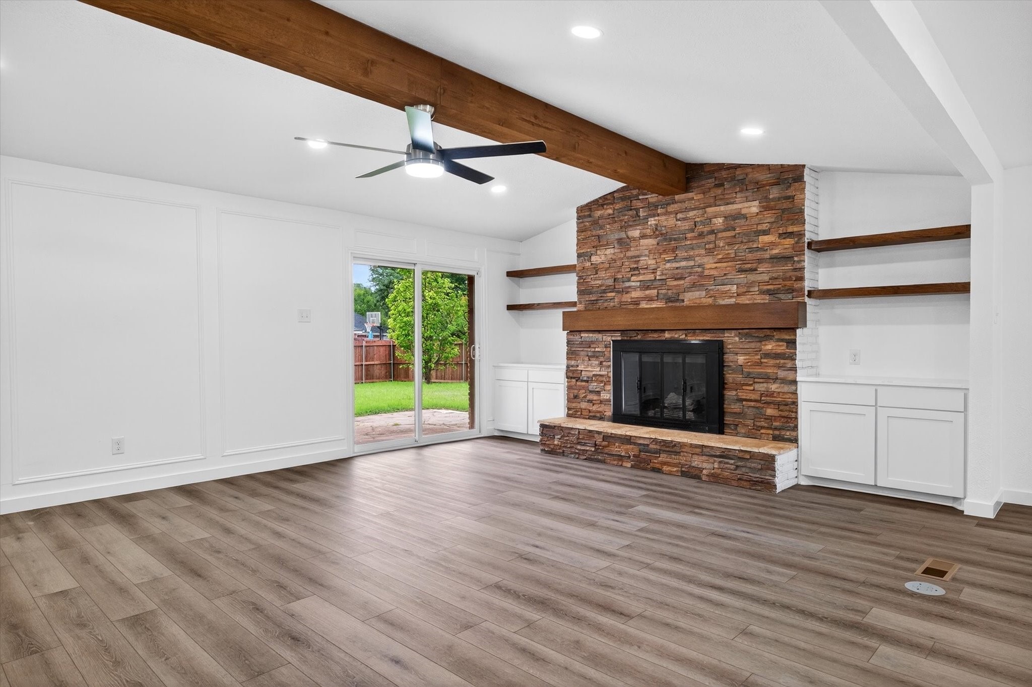 905 Bromwich Street Garland TX 75040