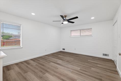 905 Bromwich Street Garland TX 75040