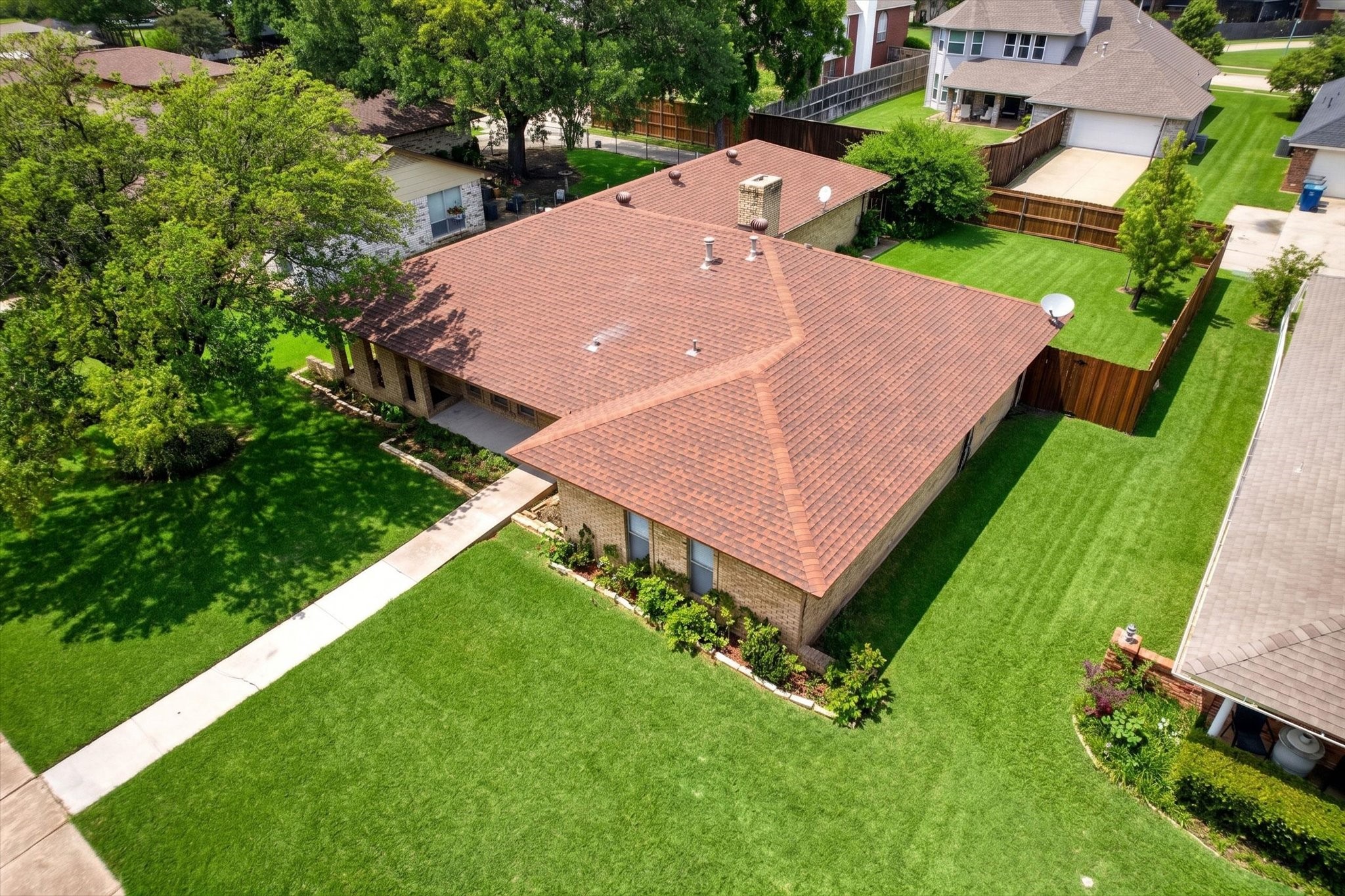 905 Bromwich Street Garland TX 75040