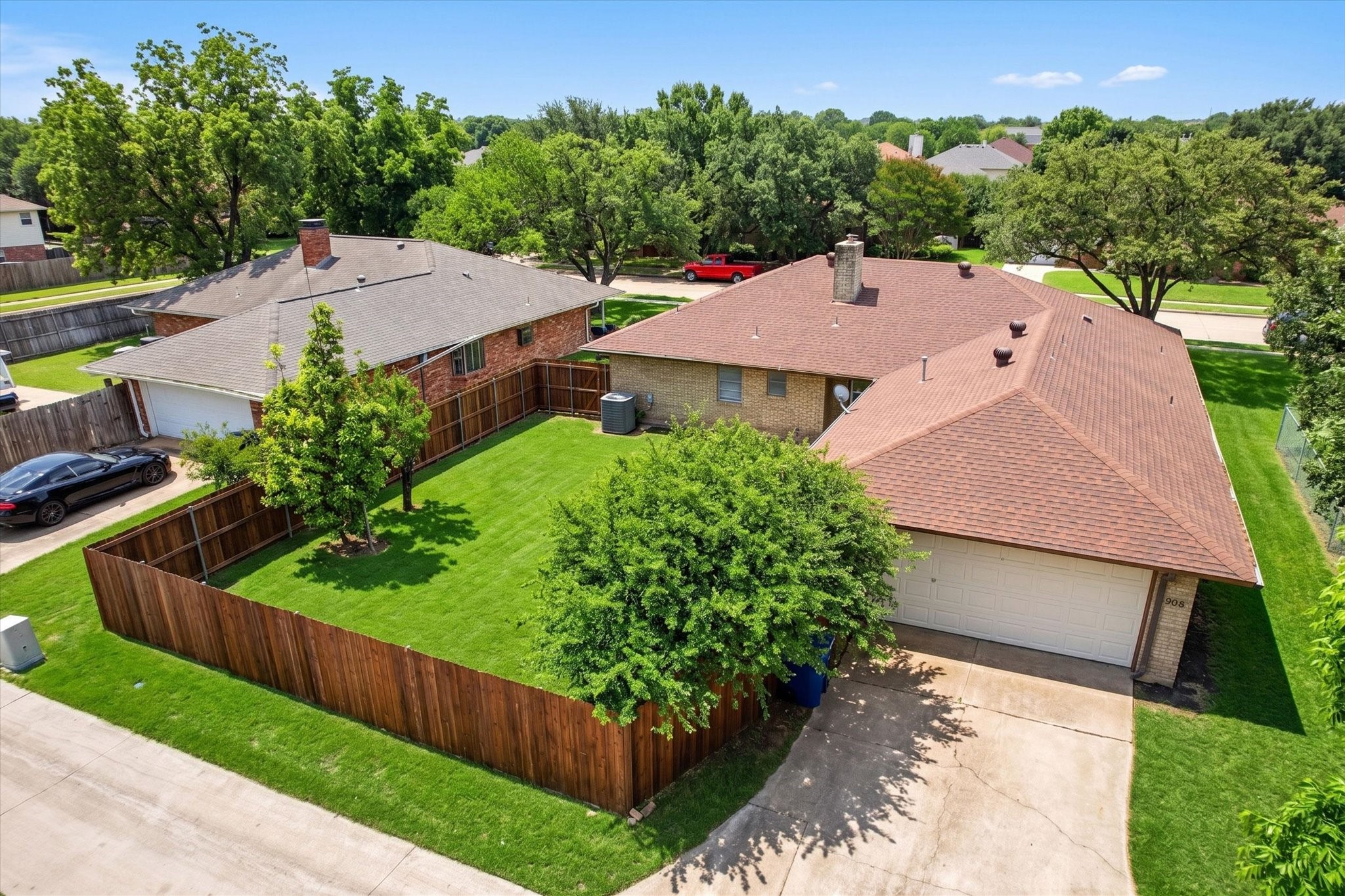 905 Bromwich Street Garland TX 75040