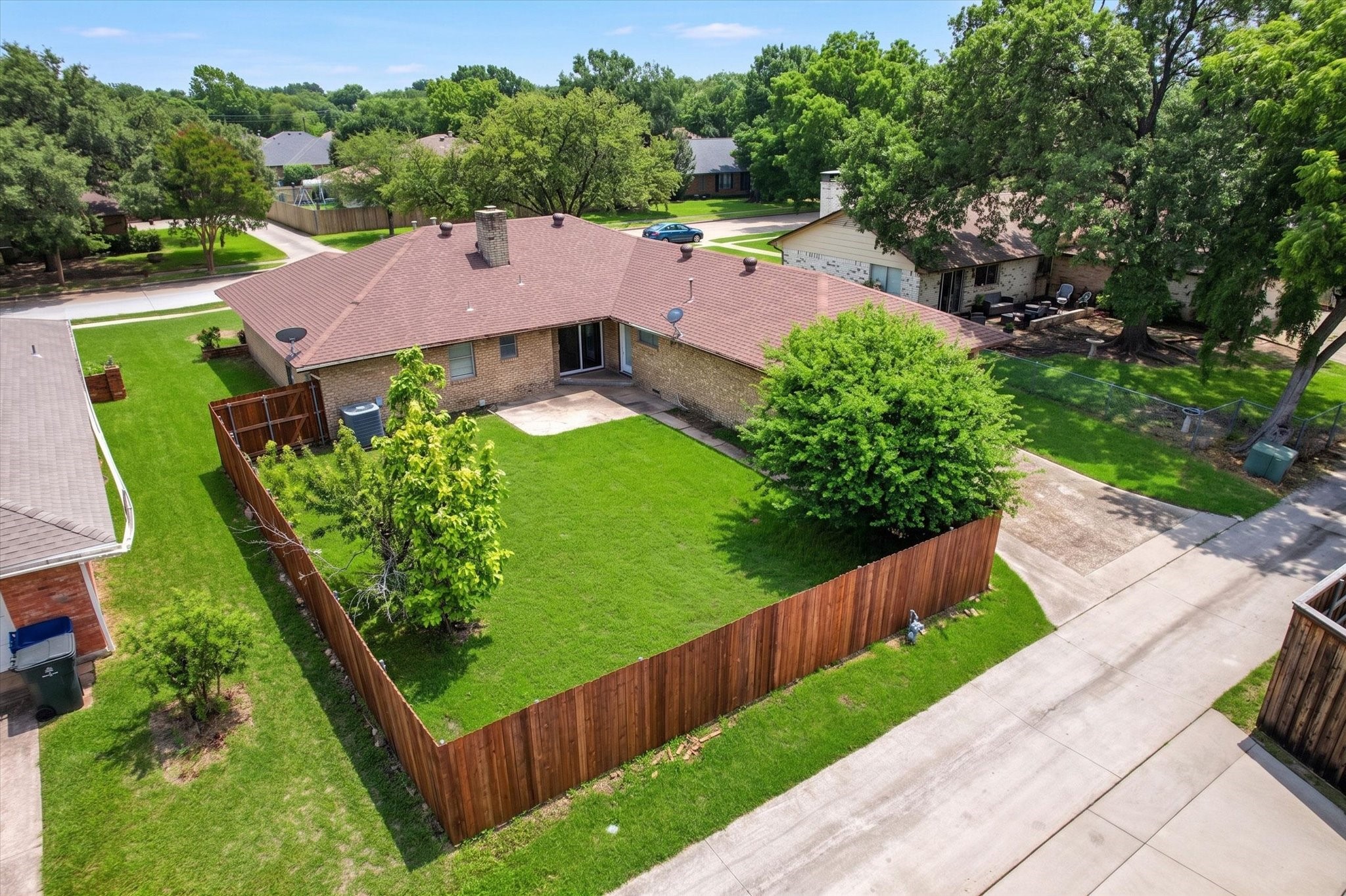 905 Bromwich Street Garland TX 75040