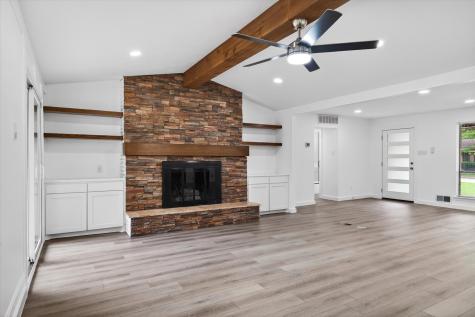 905 Bromwich Street Garland TX 75040