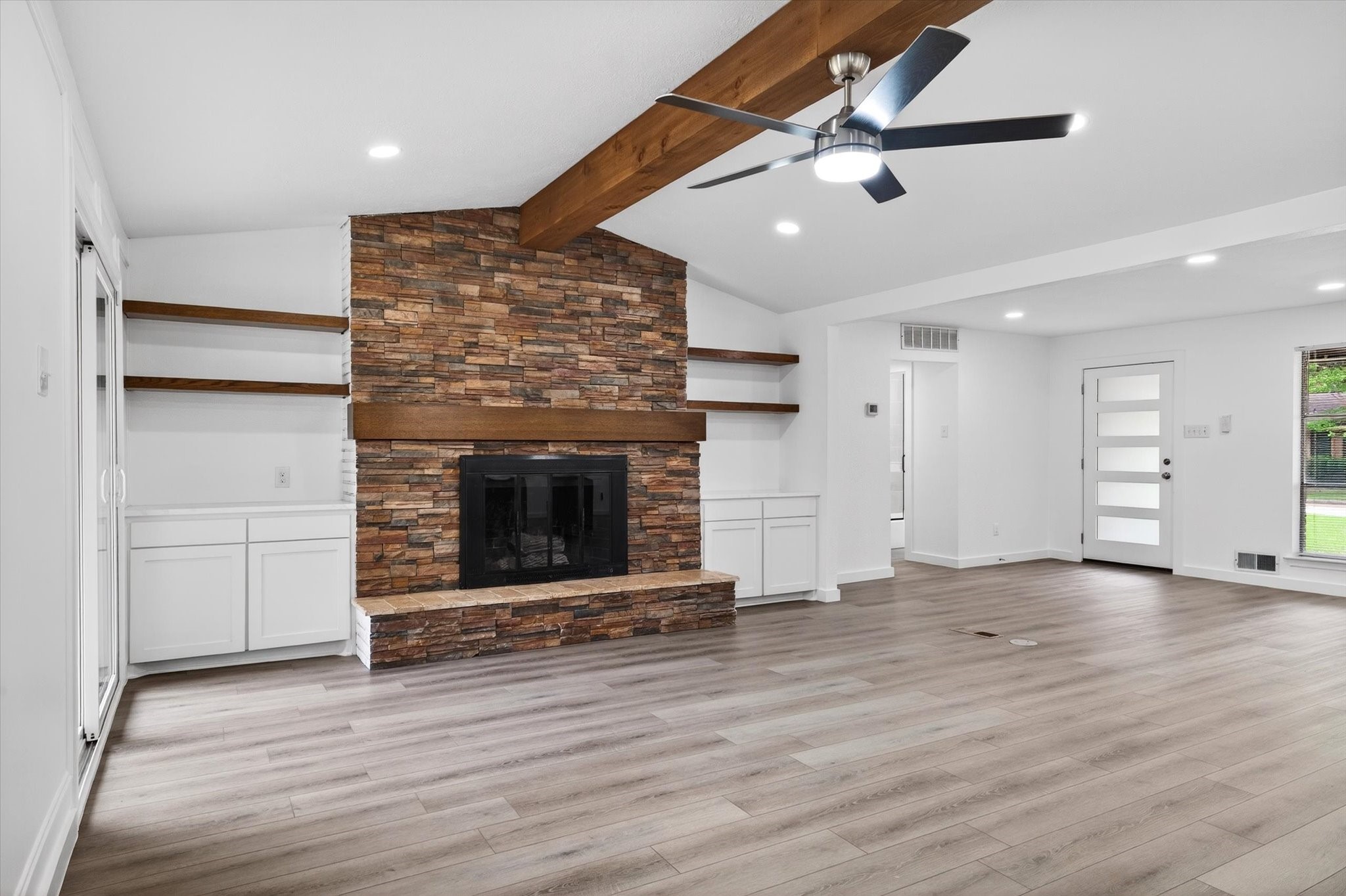 905 Bromwich Street Garland TX 75040