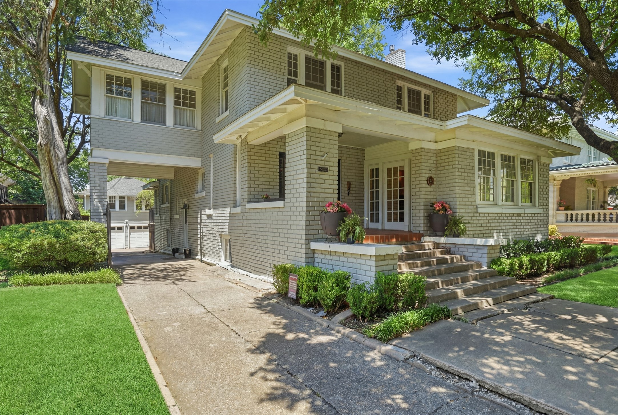 1208 Elizabeth Boulevard Fort Worth TX 76110