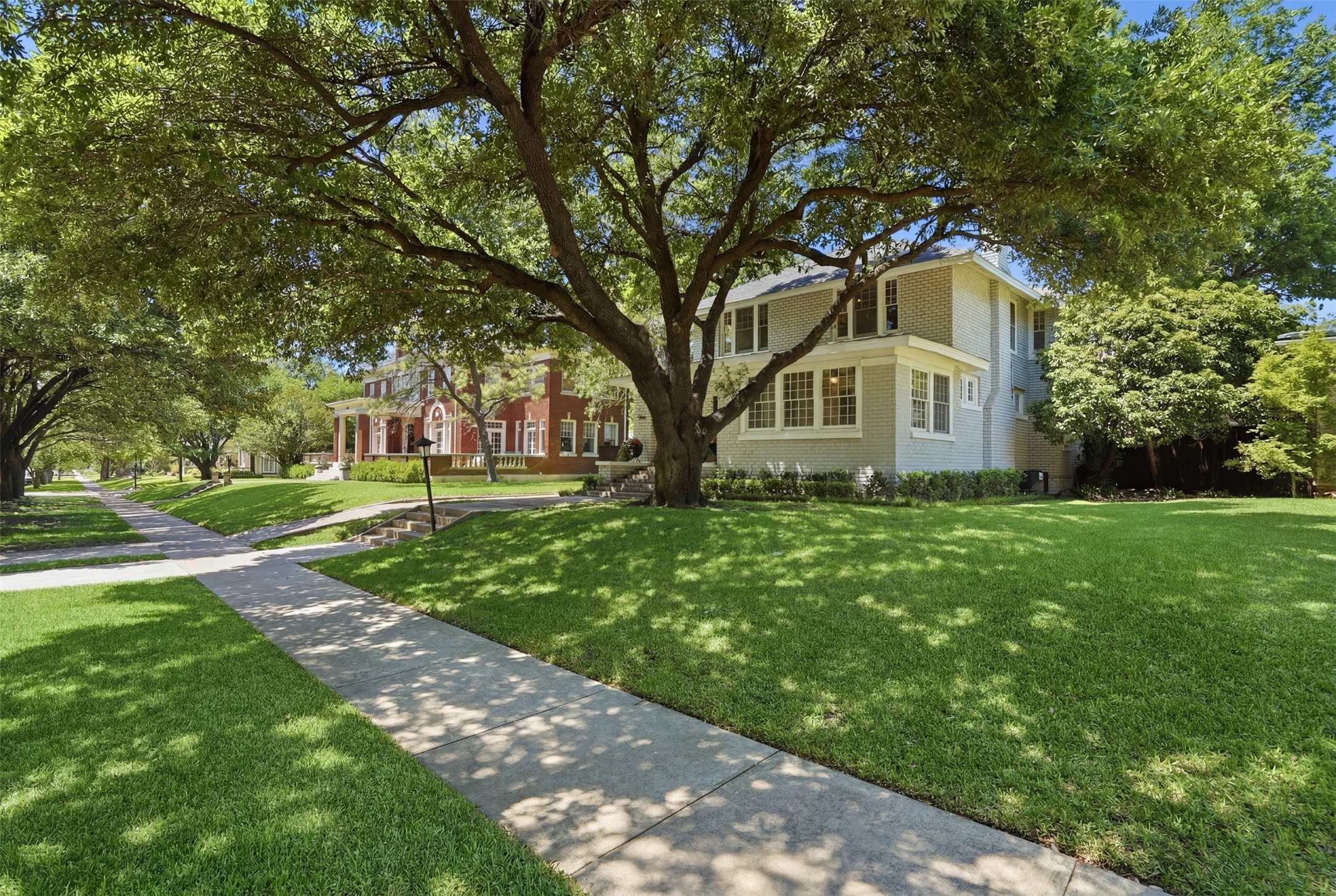 1208 Elizabeth Boulevard Fort Worth TX 76110