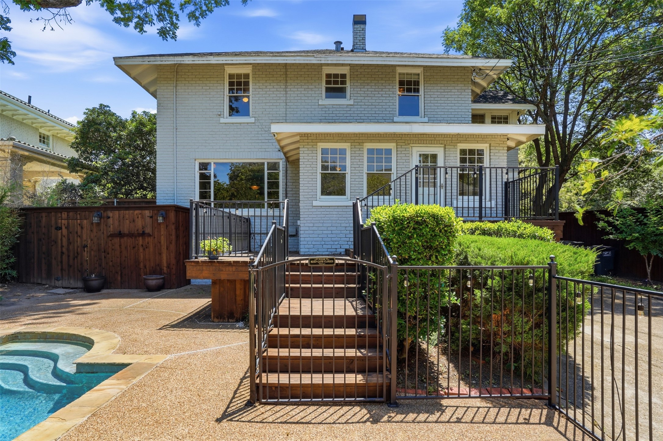 1208 Elizabeth Boulevard Fort Worth TX 76110