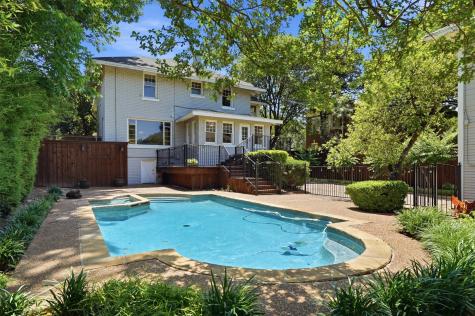 1208 Elizabeth Boulevard Fort Worth TX 76110