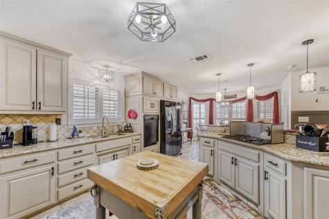 7835 Portwood Road Azle TX 76020