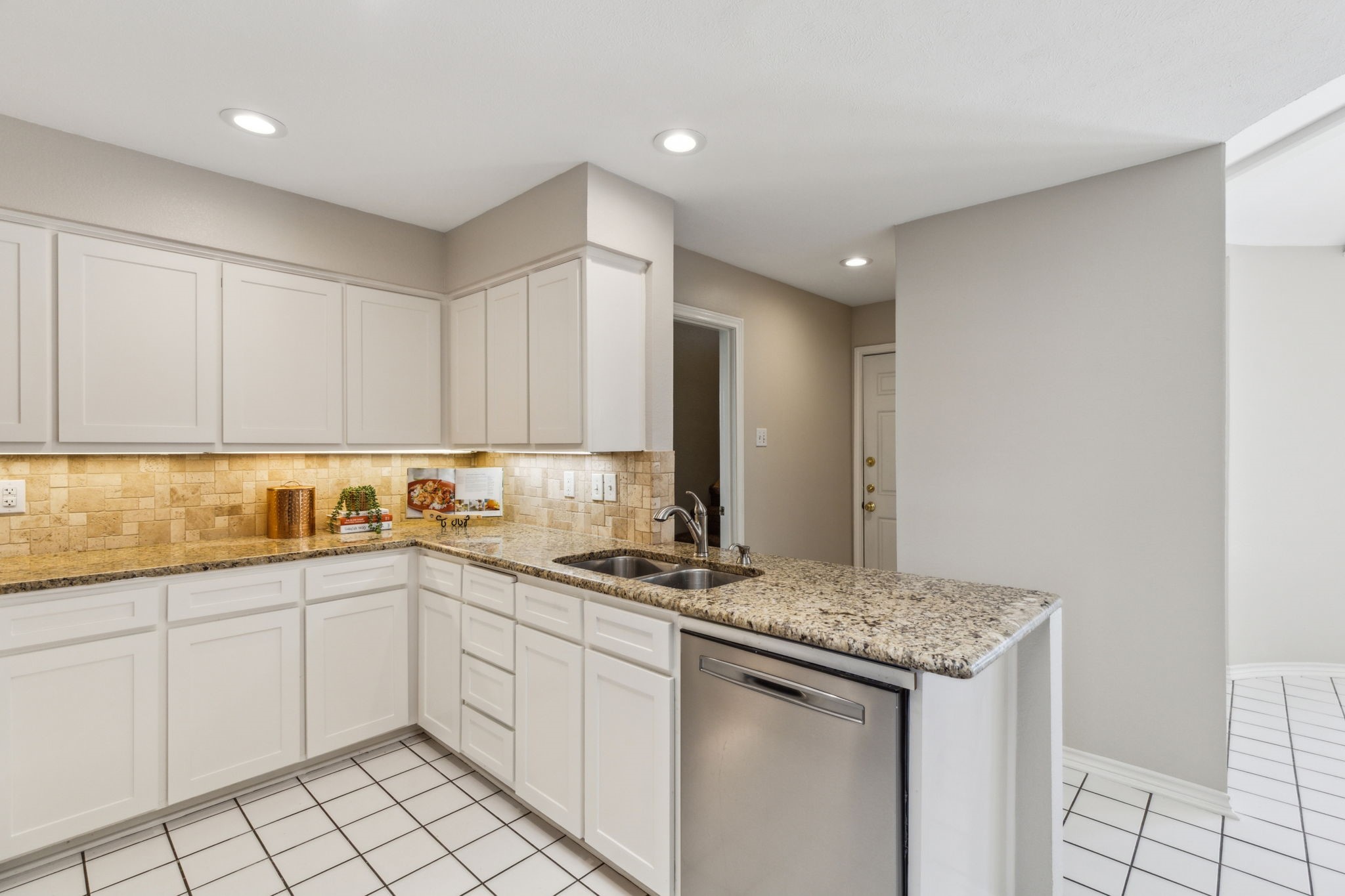 4406 Cobblers Lane Dallas TX 75287