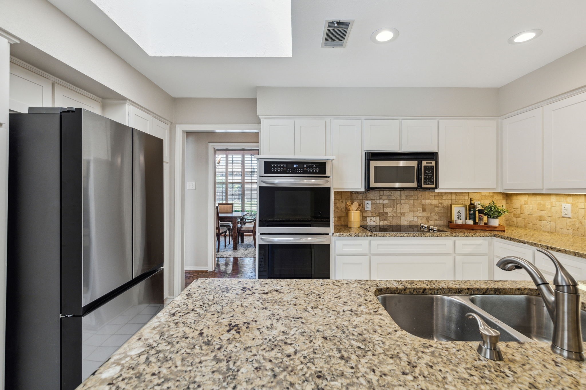 4406 Cobblers Lane Dallas TX 75287