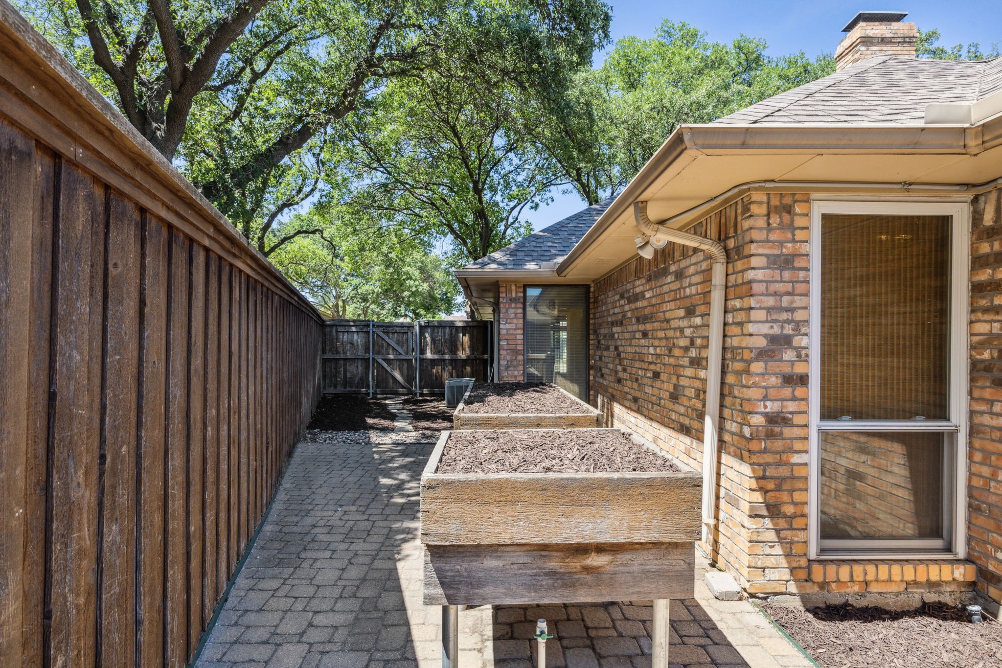 4406 Cobblers Lane Dallas TX 75287