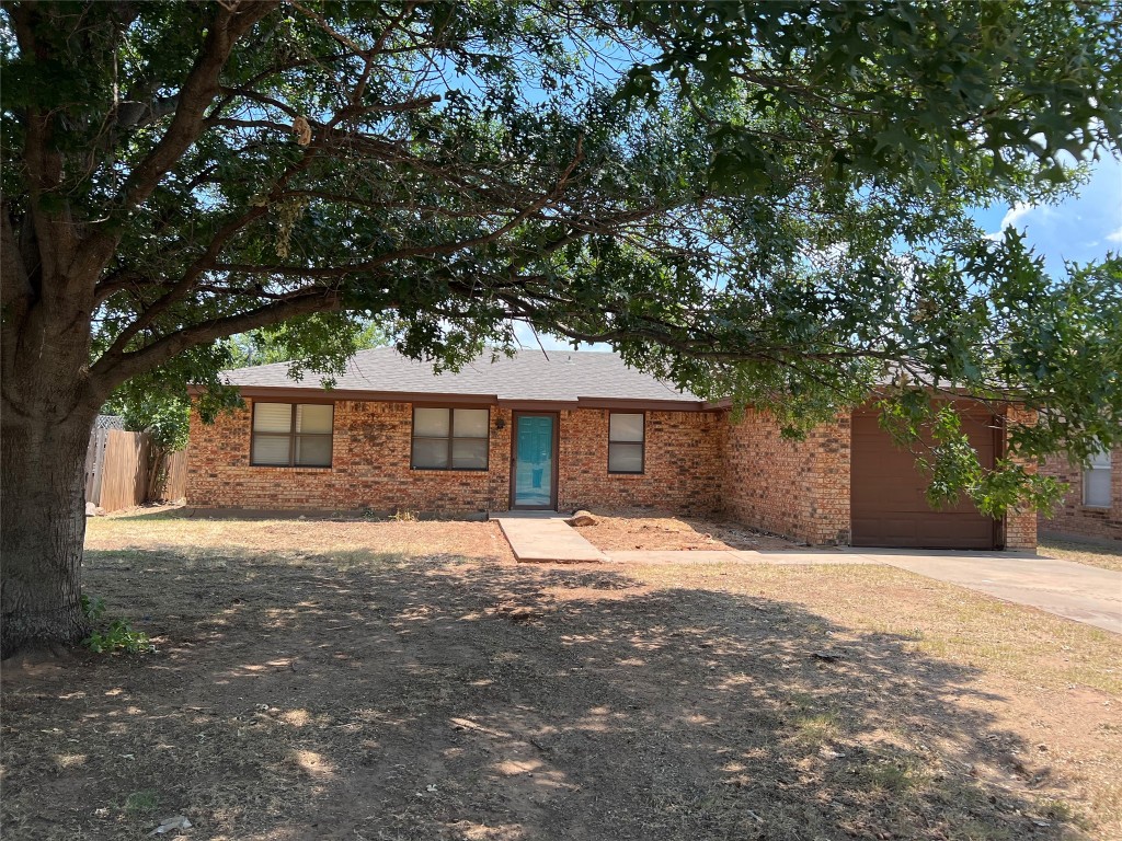 1205 Dresser Street Graham TX 76450
