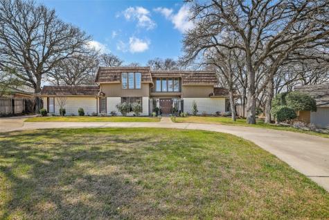 2220 Franklin Court Arlington TX 76011