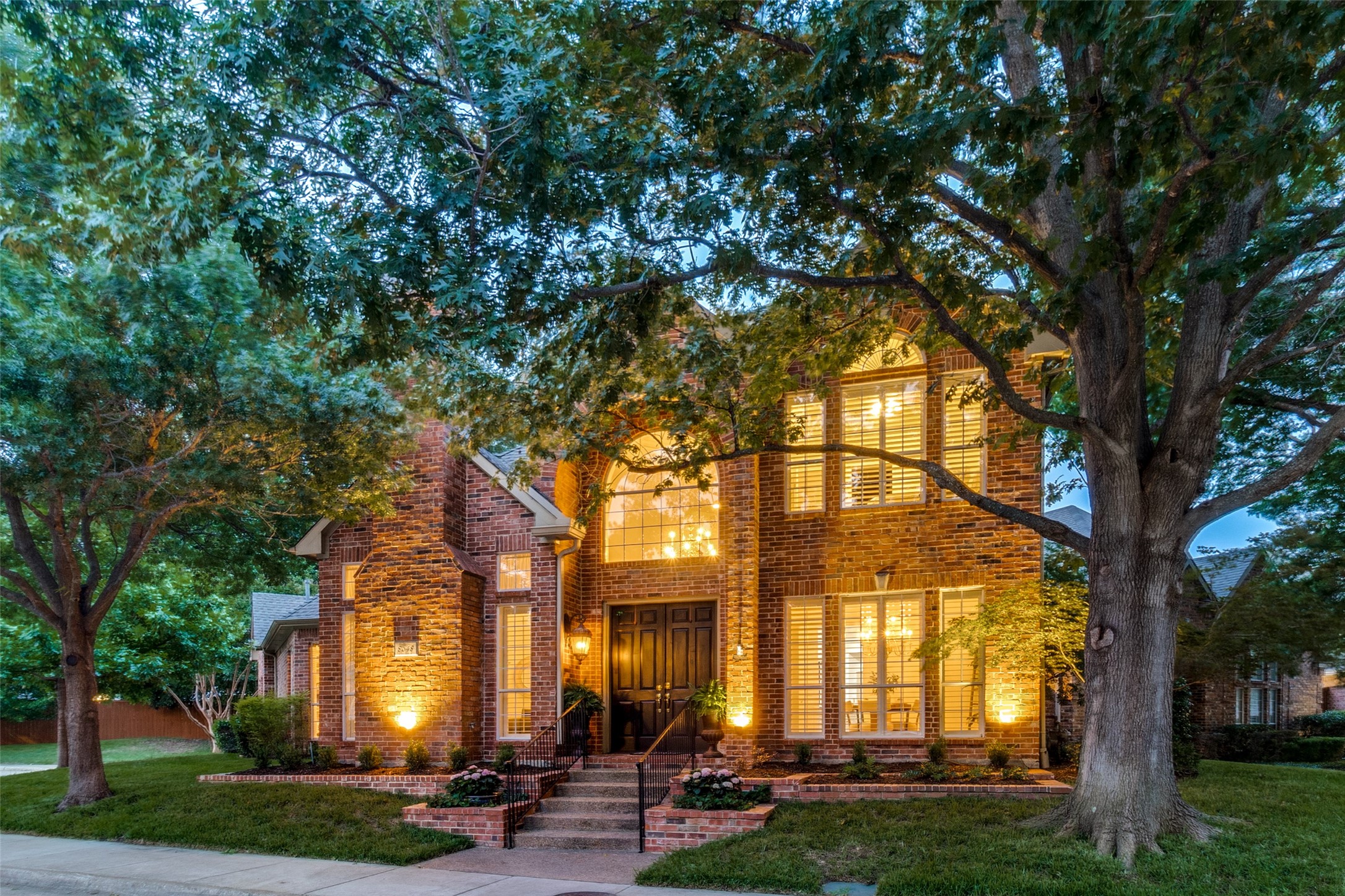 8648 Cherry Hill Drive Dallas TX 75243