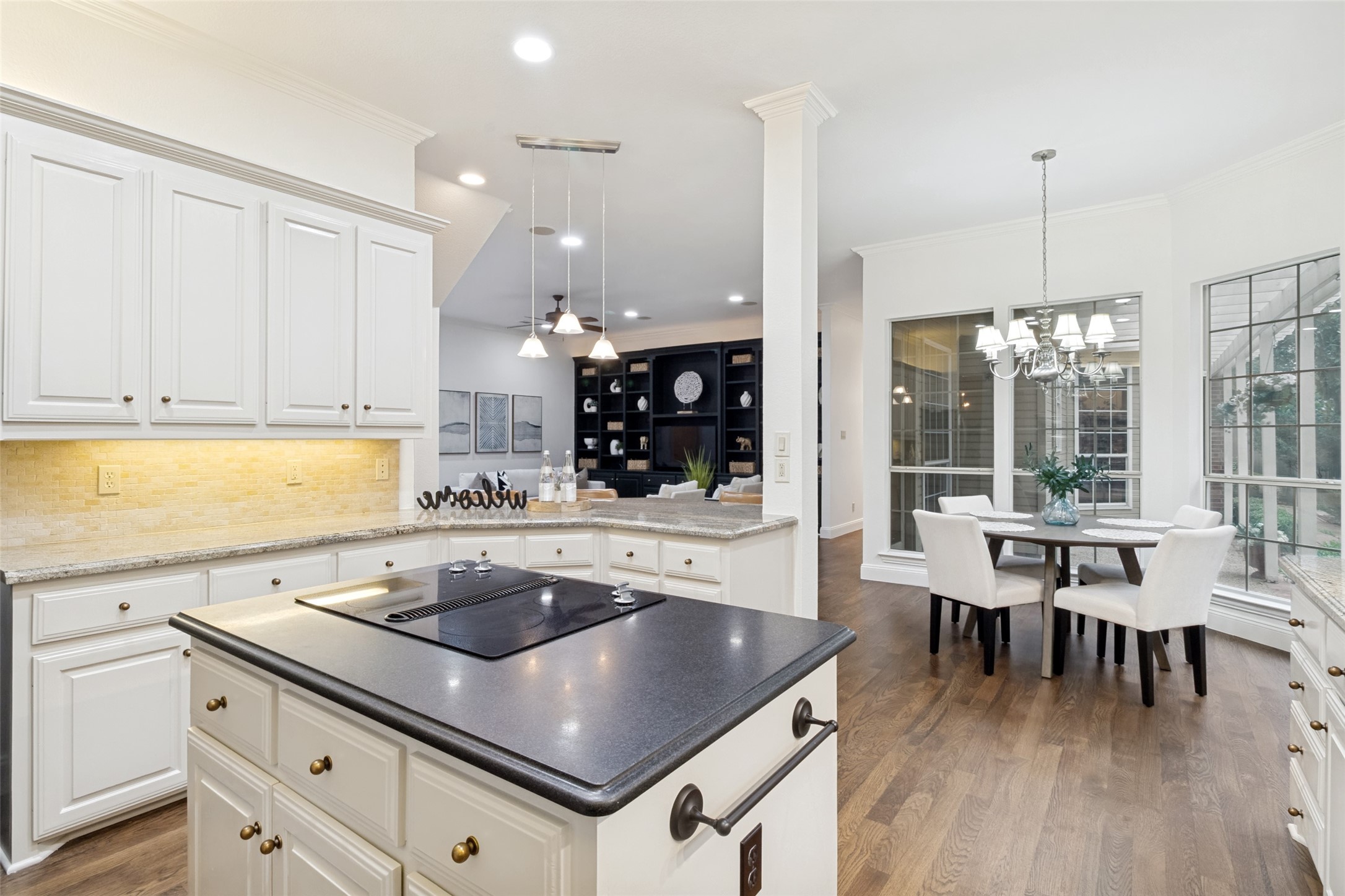 8648 Cherry Hill Drive Dallas TX 75243