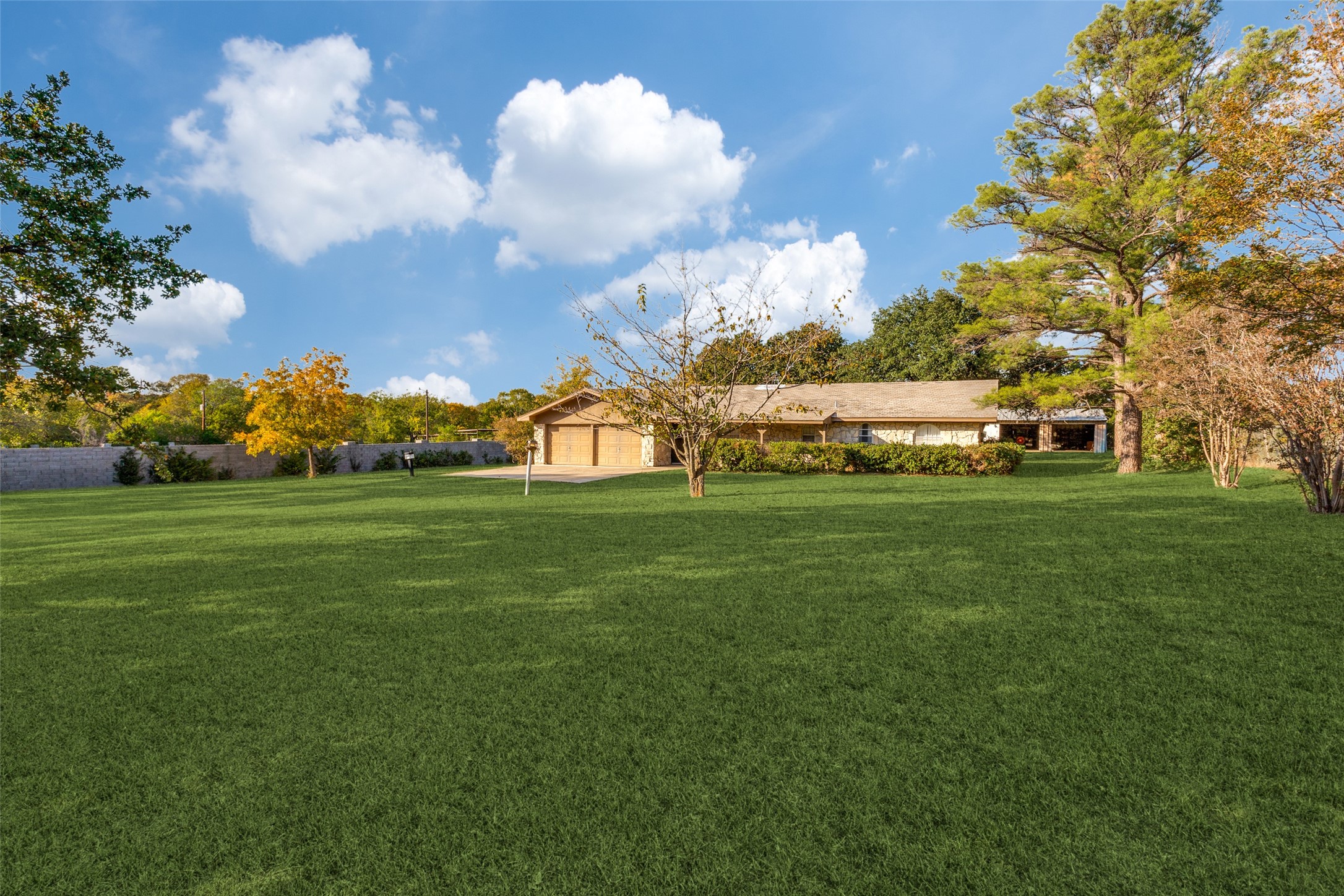 1425 - L Swiney Hiett Road Kennedale TX 76060