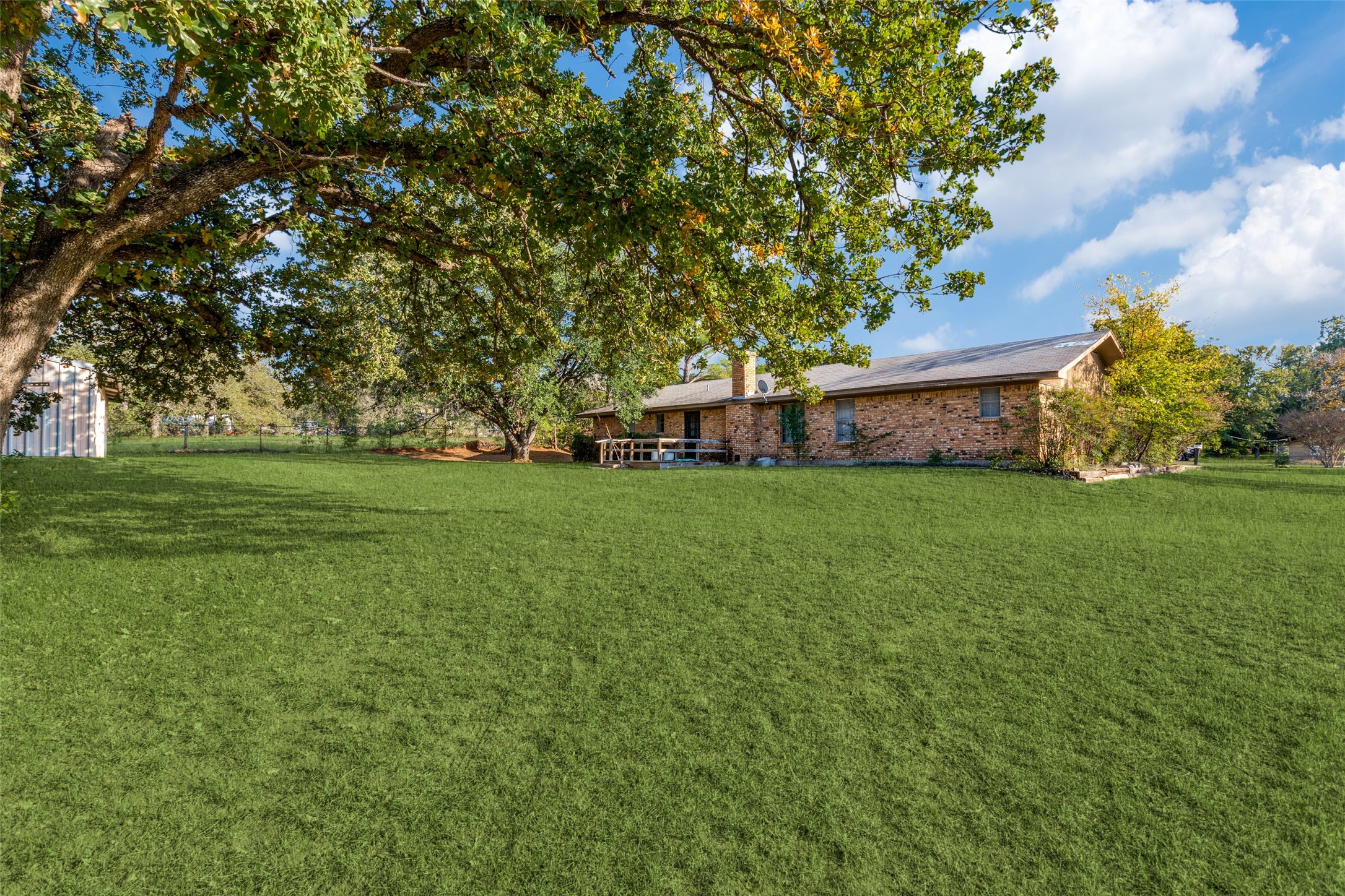 1425 - L Swiney Hiett Road Kennedale TX 76060