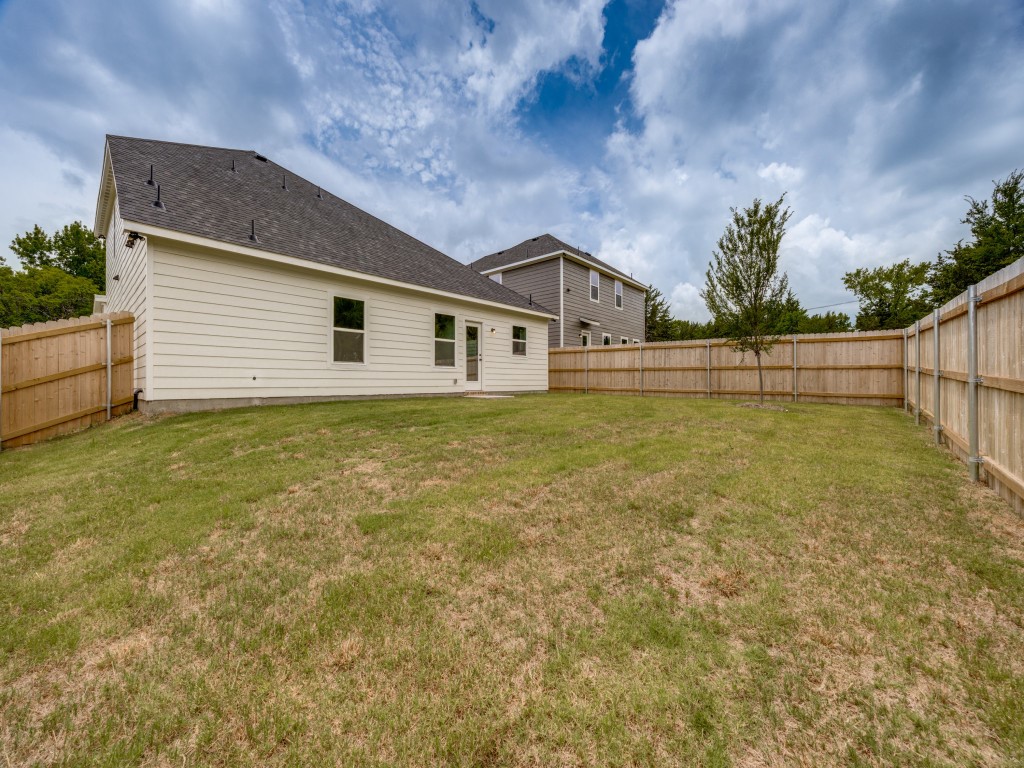 1409 Steadman Sherman TX 75092