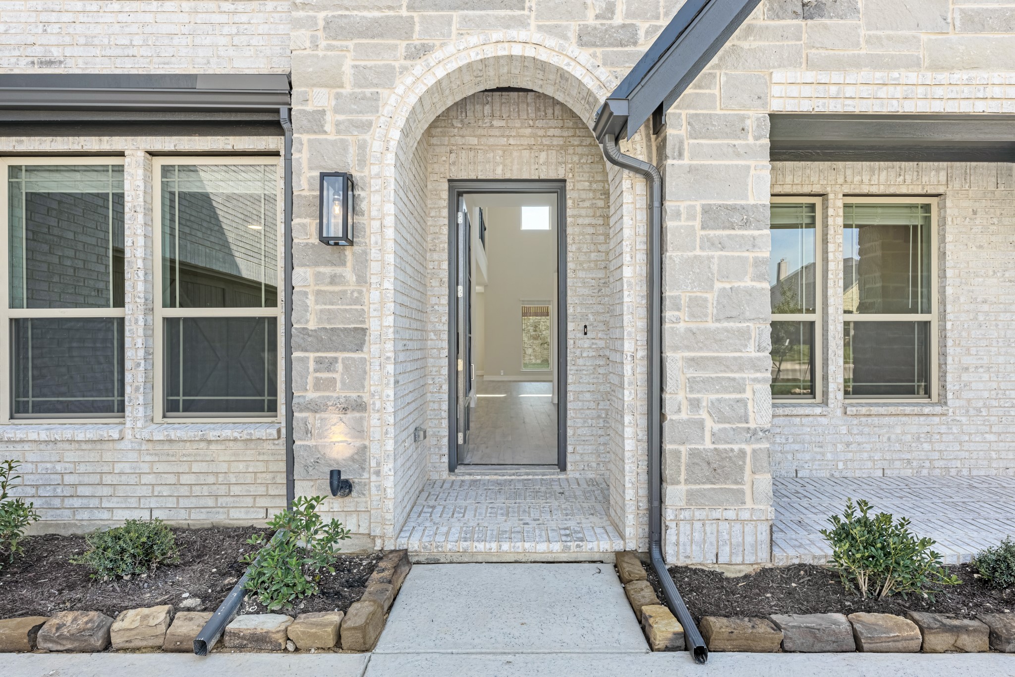4410 Biscayne Drive Midlothian TX 76065