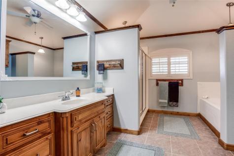 9470 S Highway 377 Pilot Point TX 76258