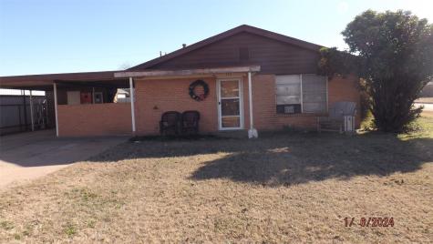 745 SW 1st Street Hamlin TX 79520