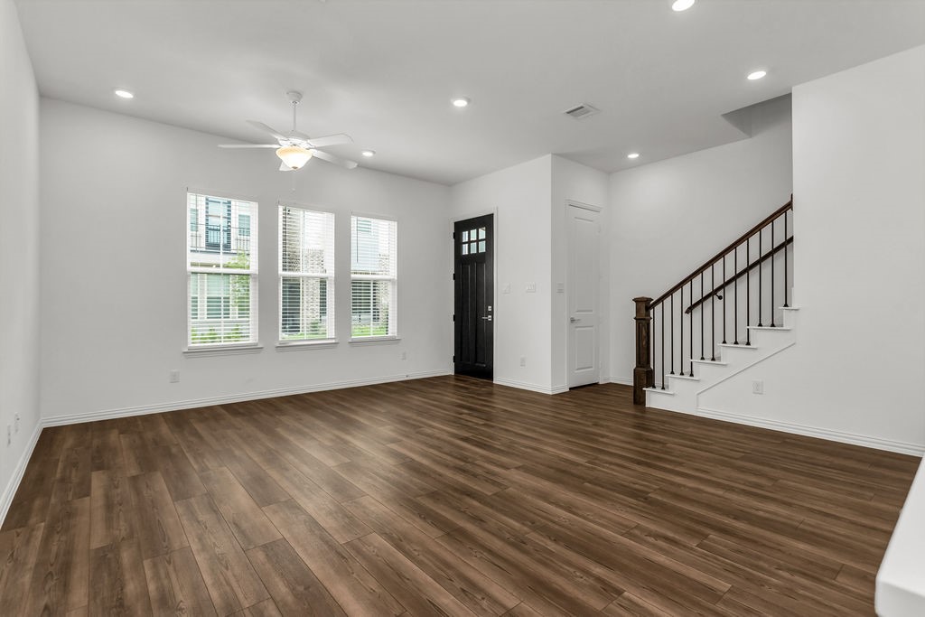 7572 Laburnam Road Dallas TX 75228