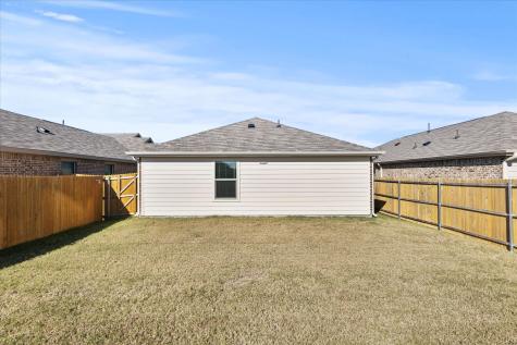 1937 Aves Glen Lane Forney TX 75126