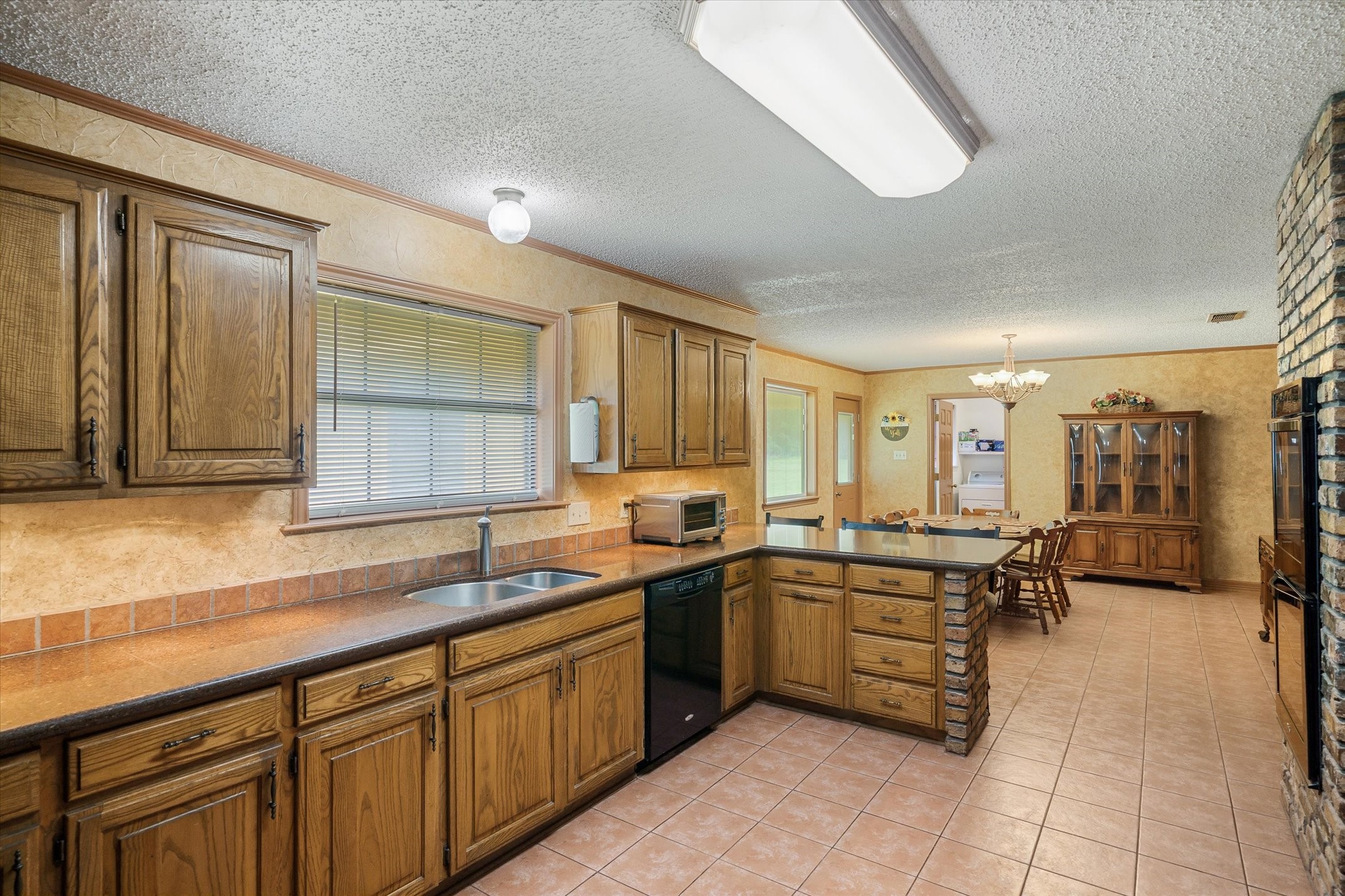 280 Vz County Road 4122 Canton TX 75103